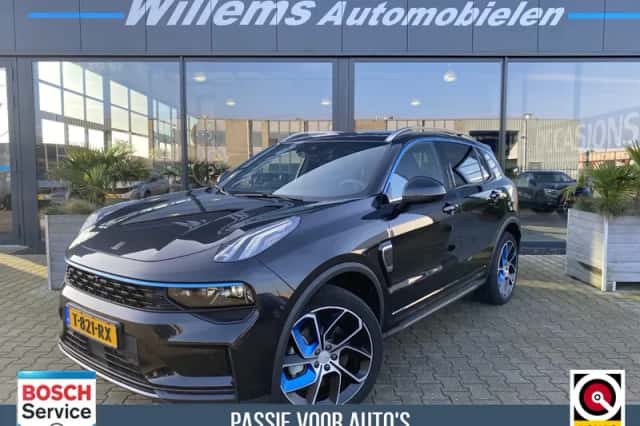 Lynk & Co 01 (2023) thumbnail 1