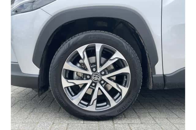 Toyota Corolla (2023) thumbnail 5