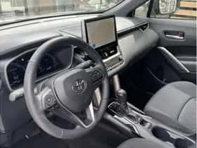 Toyota Corolla (2023) thumbnail 7
