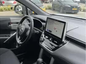 Toyota Corolla (2023) thumbnail 8