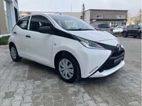 Toyota Aygo (2018) thumbnail 3