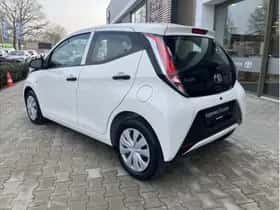 Toyota Aygo (2018) thumbnail 7