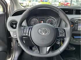 Toyota Yaris (2019) thumbnail 19