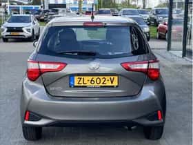 Toyota Yaris (2019) thumbnail 4