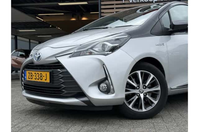 Toyota Yaris (2019) thumbnail 6