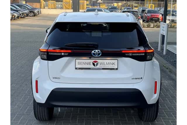 Toyota Yaris Cross (2022) thumbnail 5