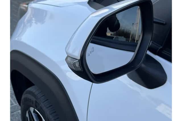 Toyota Yaris Cross (2022) thumbnail 6