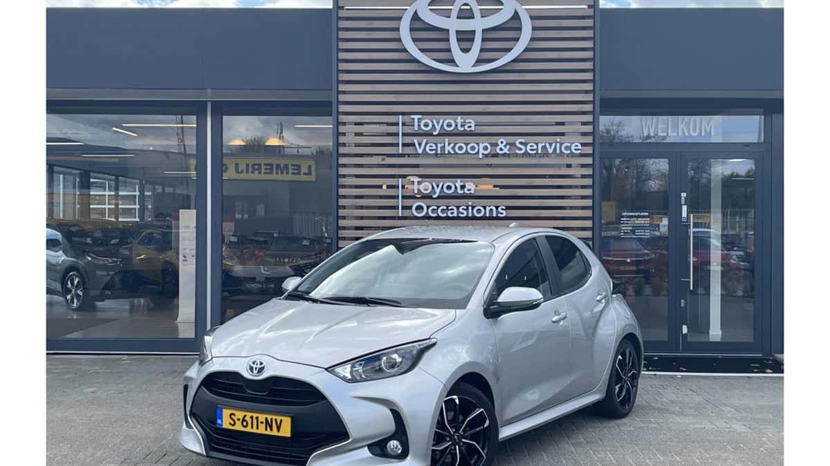 Toyota Yaris (2022) — foto 1