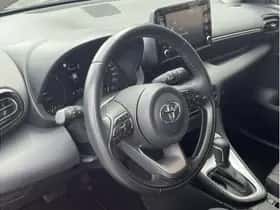 Toyota Yaris (2022) thumbnail 12