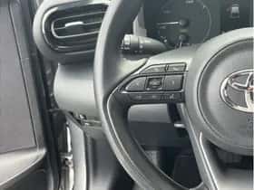 Toyota Yaris (2022) thumbnail 20