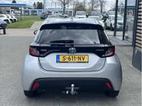 Toyota Yaris (2022) thumbnail 4
