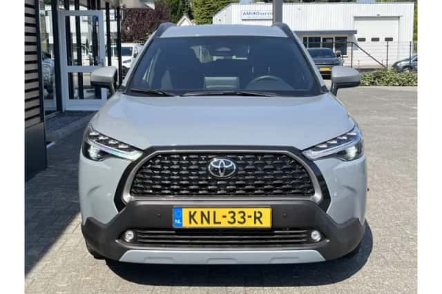 Toyota Corolla Cross (2024) thumbnail 4