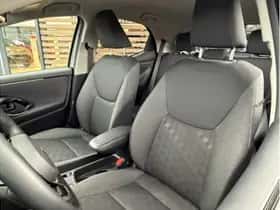 Toyota Yaris (2024) thumbnail 4