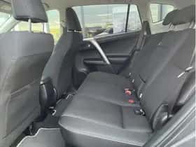 Toyota RAV4 (2016) thumbnail 14