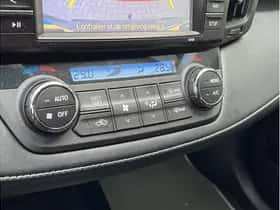 Toyota RAV4 (2016) thumbnail 26