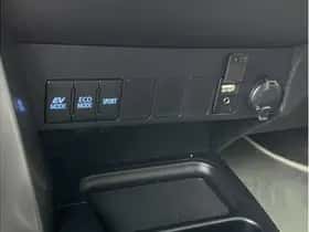 Toyota RAV4 (2016) thumbnail 27