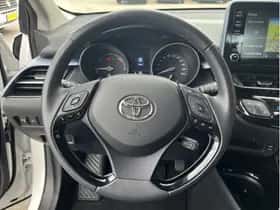 Toyota C-HR (2021) thumbnail 21
