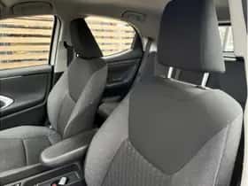 Toyota Yaris (2023) thumbnail 11