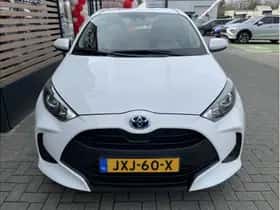 Toyota Yaris (2023) thumbnail 5