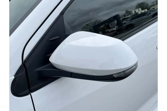 Toyota Yaris (2023) thumbnail 6