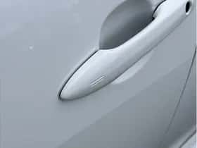 Toyota Yaris (2023) thumbnail 9