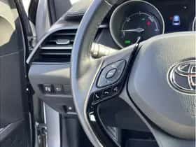 Toyota C-HR (2022) thumbnail 21