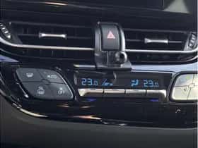 Toyota C-HR (2022) thumbnail 27