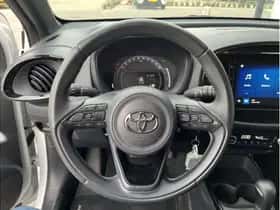 Toyota Aygo X (2025) thumbnail 16