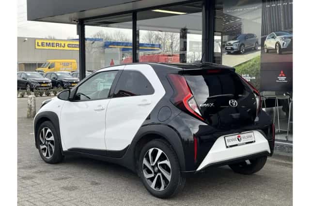 Toyota Aygo X (2025) thumbnail 3