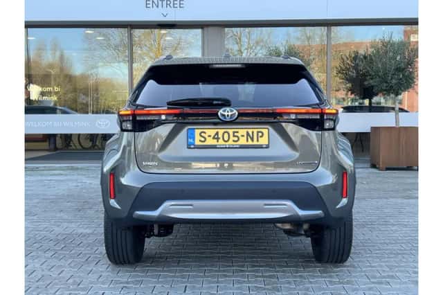 Toyota Yaris Cross (2023) thumbnail 3