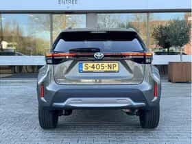 Toyota Yaris Cross (2023) thumbnail 3