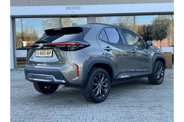 Toyota Yaris Cross (2023) thumbnail 4
