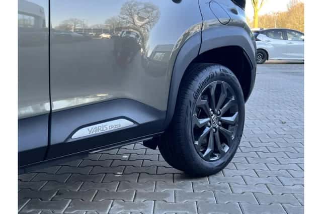 Toyota Yaris Cross (2023) thumbnail 5