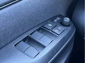 Toyota Yaris Cross (2023) thumbnail 9