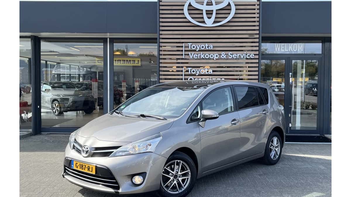 Toyota Verso (2016) — foto 1
