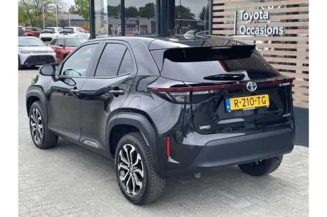 Toyota Yaris Cross (2022) thumbnail 3