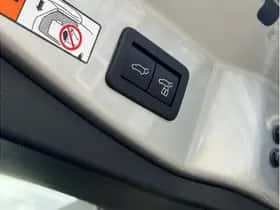 Toyota C-HR (2024) thumbnail 18