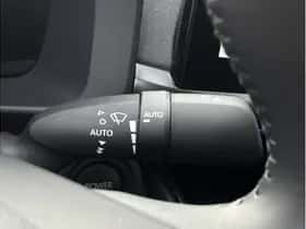 Toyota C-HR (2024) thumbnail 30