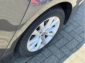 Toyota Corolla (2025) thumbnail 6