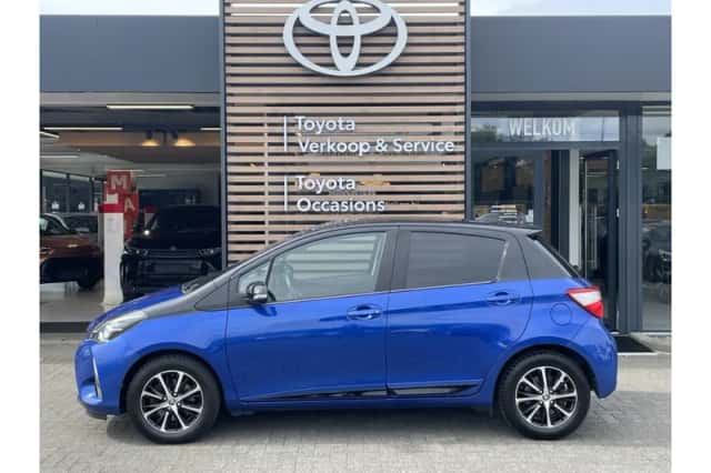 Toyota Yaris (2020) thumbnail 2
