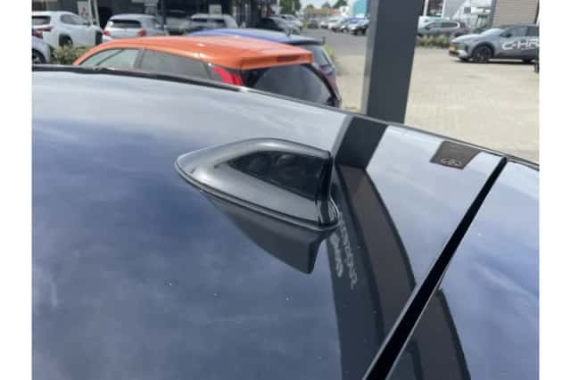 Toyota Yaris (2020) thumbnail 6