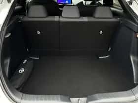 Toyota C-HR (2024) thumbnail 14