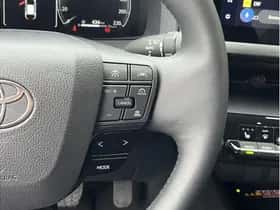 Toyota C-HR (2024) thumbnail 19