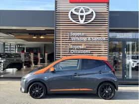 Toyota Aygo (2021) thumbnail 2