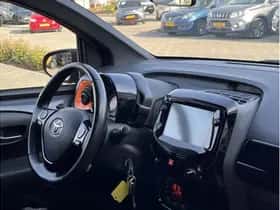 Toyota Aygo (2021) thumbnail 16