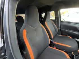 Toyota Aygo (2021) thumbnail 17