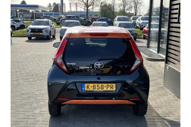 Toyota Aygo (2021) thumbnail 4