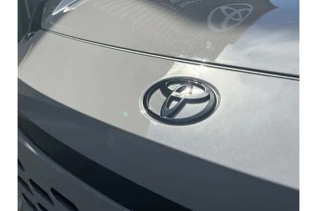 Toyota RAV4 (2026) thumbnail 5