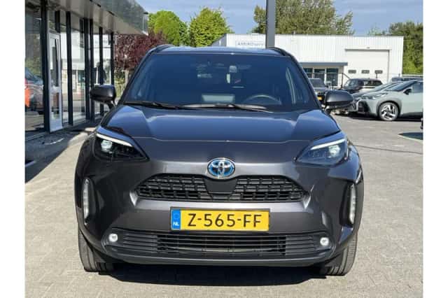 Toyota Yaris Cross (2024) thumbnail 5
