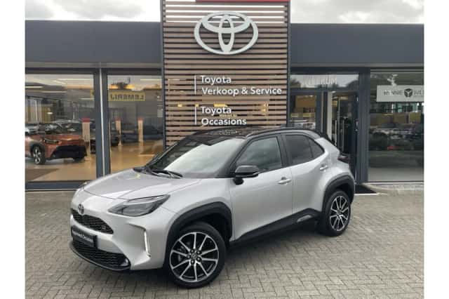 Toyota Yaris Cross (2024) thumbnail 1